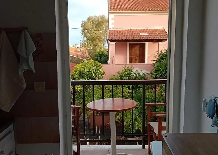 Acharavi * Acharavi (Corfu)
