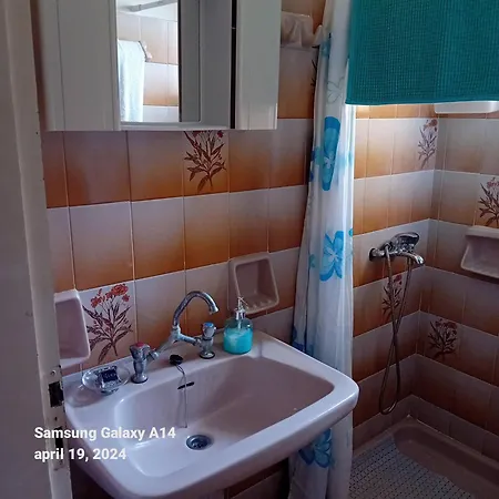 Acharavi * Acharavi (Corfu)